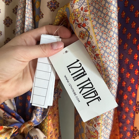 12th Tribe Gold Standard Multicolored Kimono Dress in XL - Picture 9 of 10